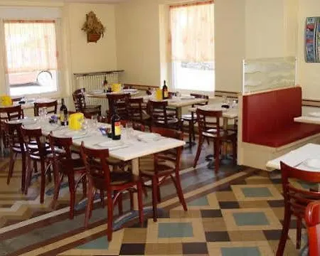 מלון Gai Relais ג'רארדמר