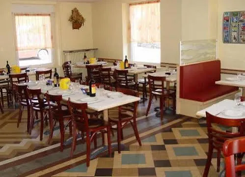 فندق Gai Relais جوراردُميه